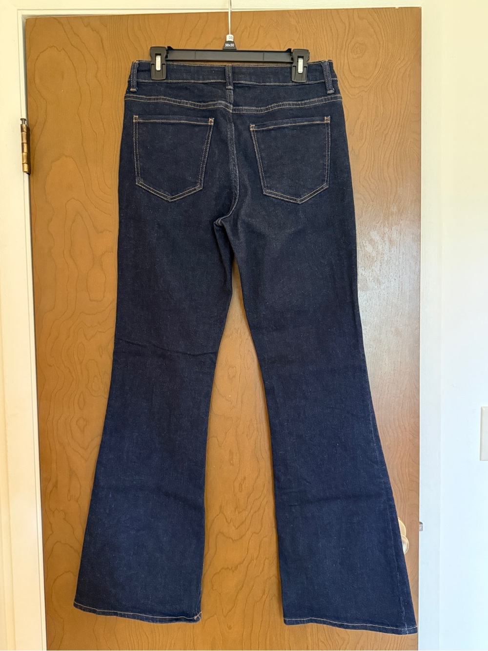 Quince Luna Stretch Flare Jeans in Deep Rinse Rinse Boho Indie Sleaze - Picture 2 of 5